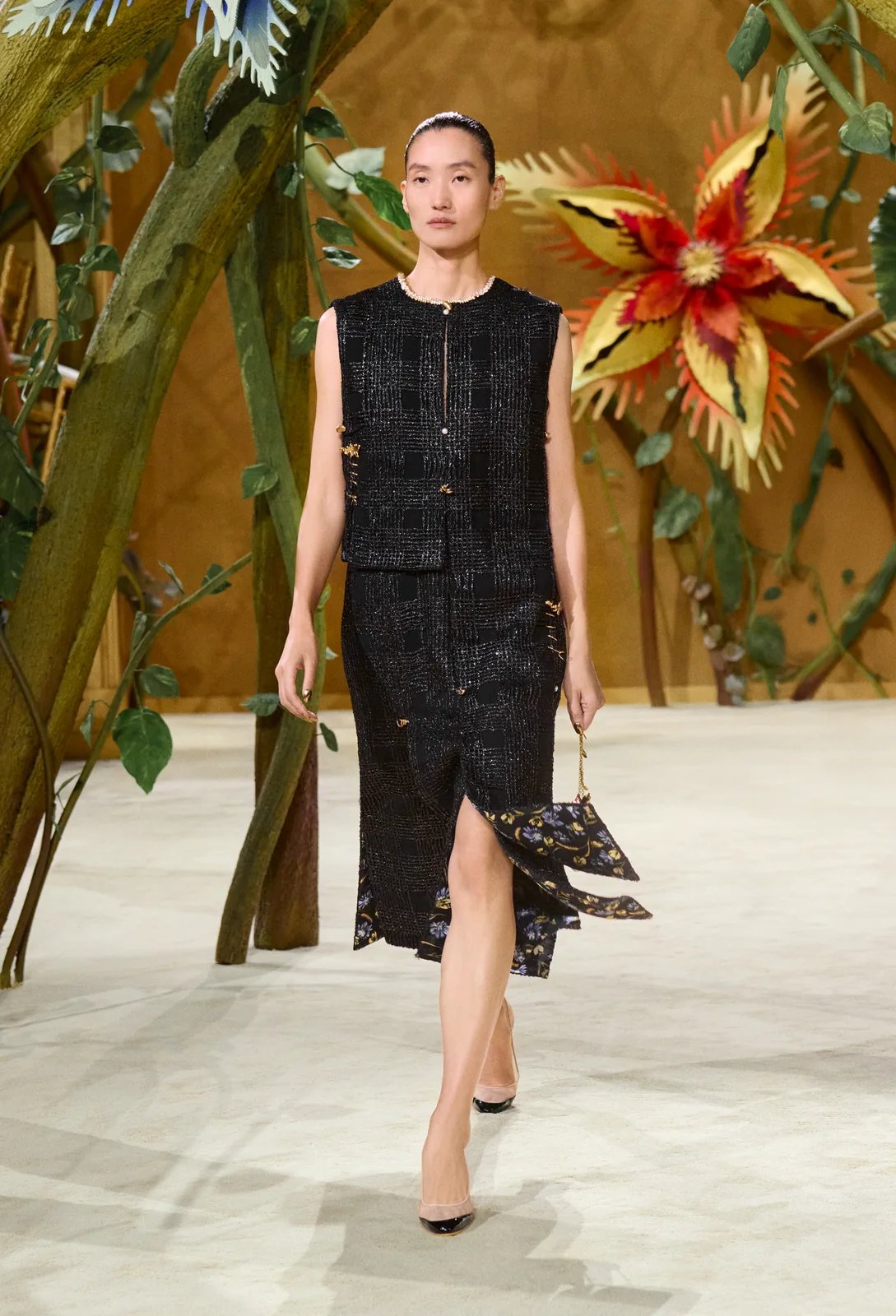 metal-chanel-couture-f-w-2026-06.webp