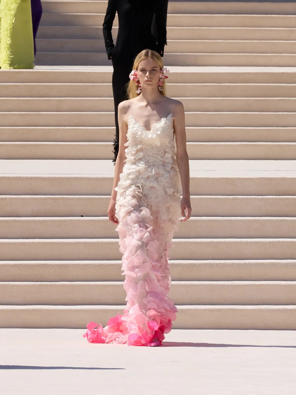 metal-balenciaga-couture-f-w-2026-17.webp