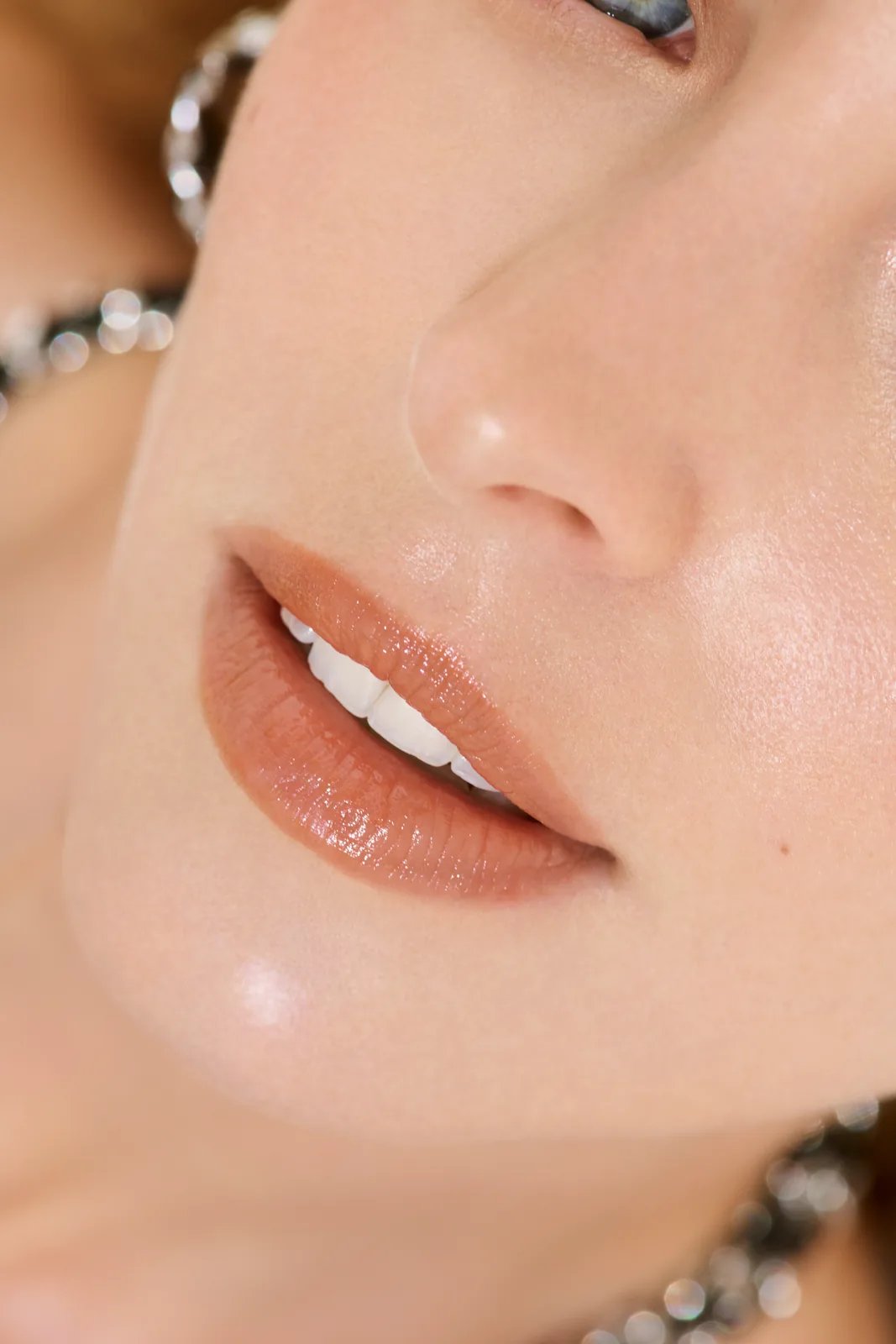 metal-chanel-beiges-edit-08.webp