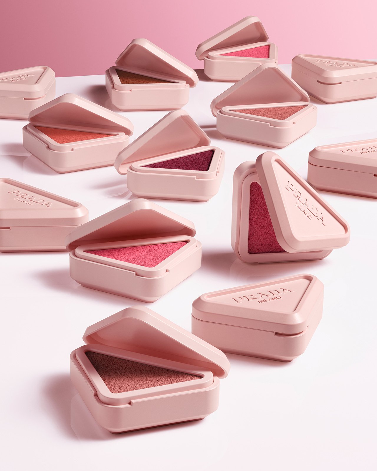 Prada_Touch_4.jpg
