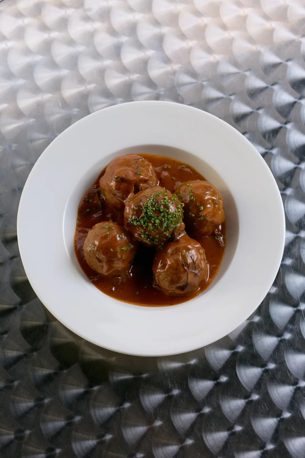 metal-casa-neutrale-bar-08.webp