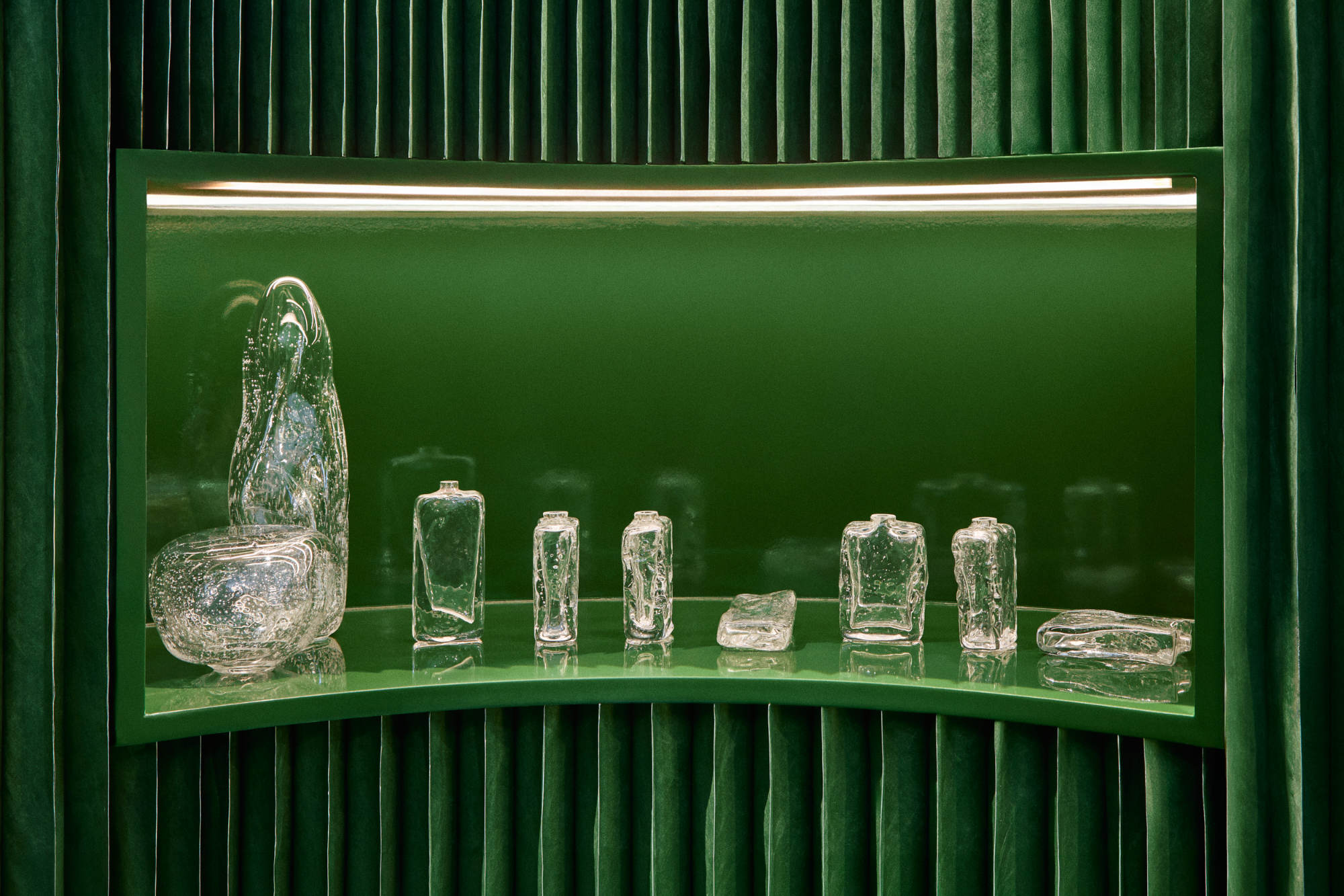 LOEWE_PERFUMES_COLON_MOLO_10.jpg