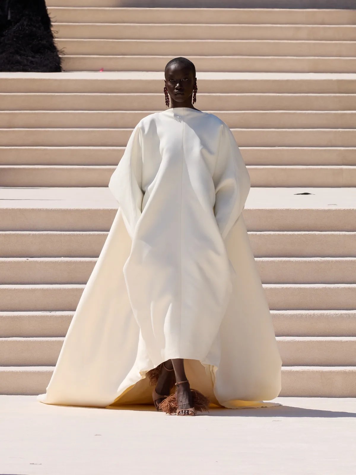 metal-balenciaga-couture-f-w-2026-38.webp