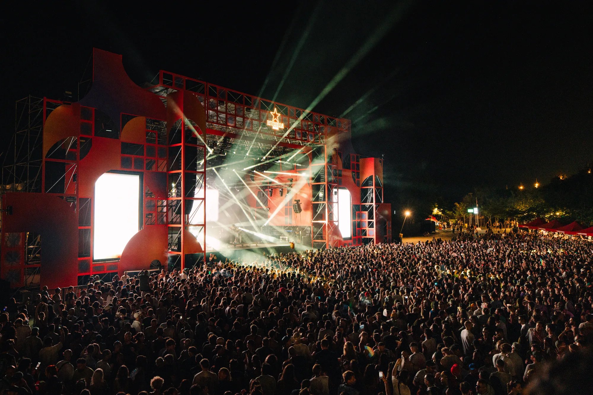metal-brunch-electronik-festival-edit-09.webp