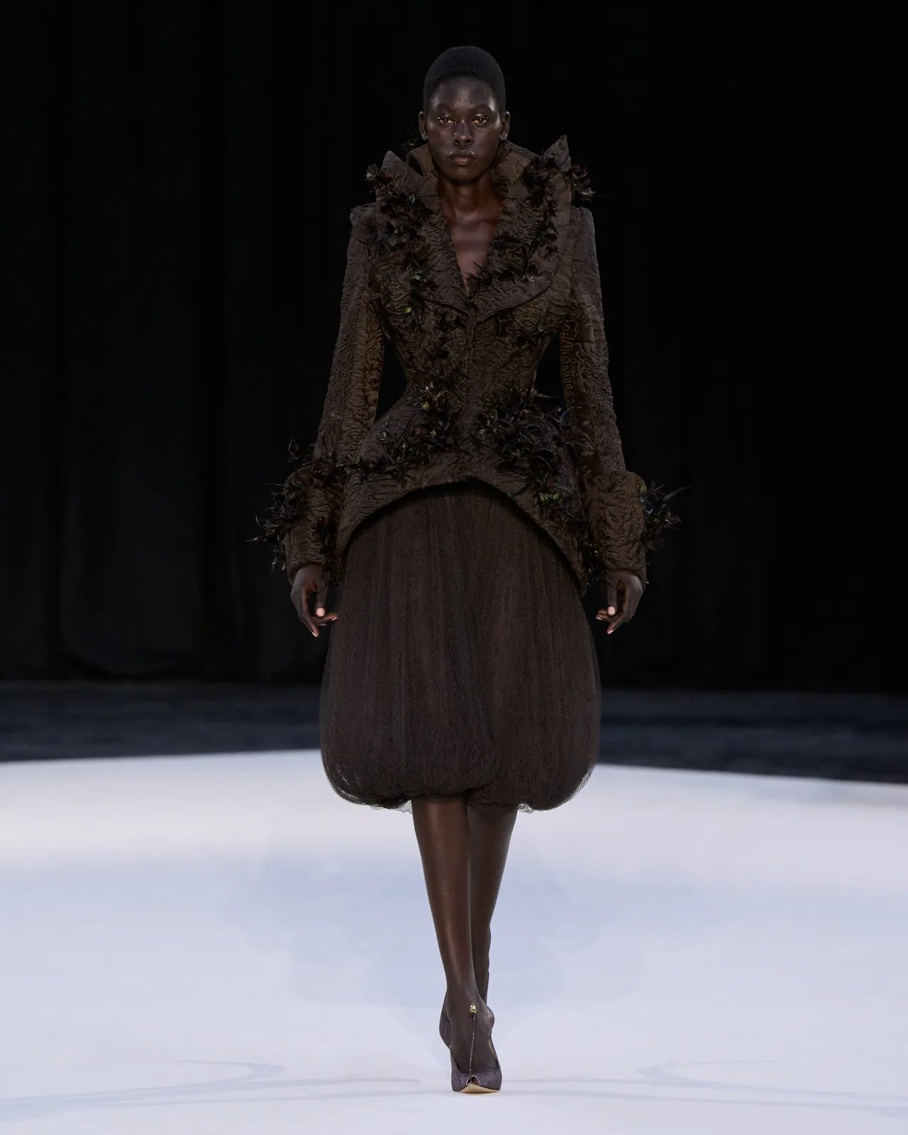 metal-ashi-studio-07.webp